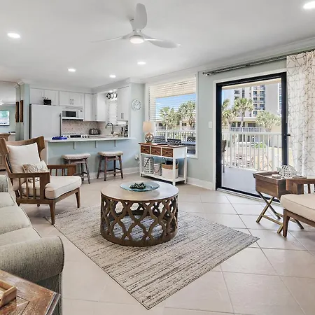 Unit A 204 Apartment